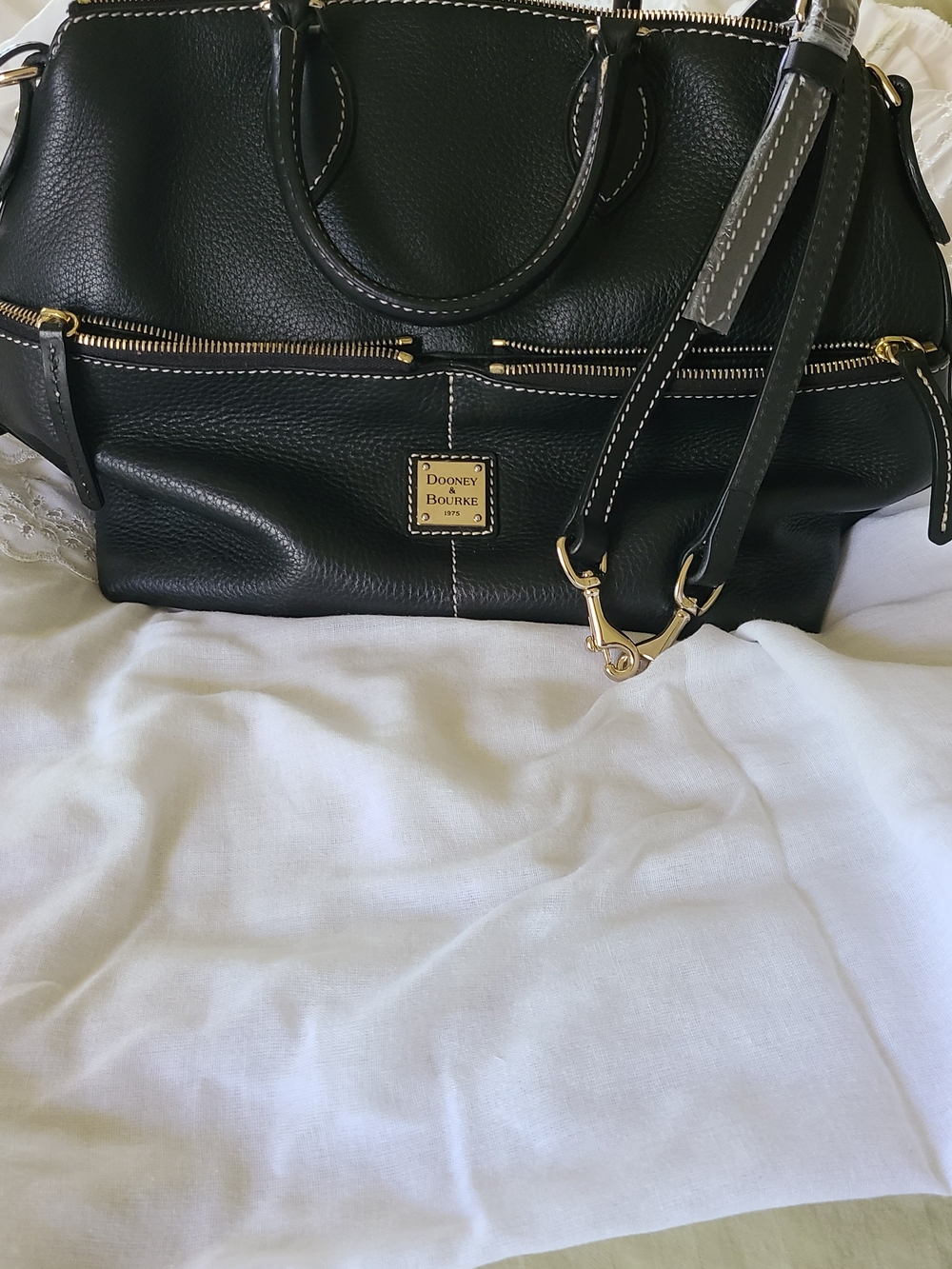 Dooney & Bourke Dillen Satchel Pebbled Black Leather 1975 Gold Plate Handbag